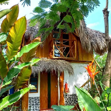 La Urraca Loca Hostel Balgue Exterior photo