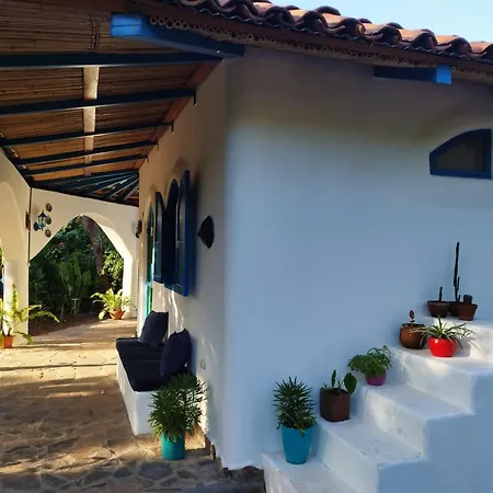 La Urraca Loca Hostel Balgue Exterior photo