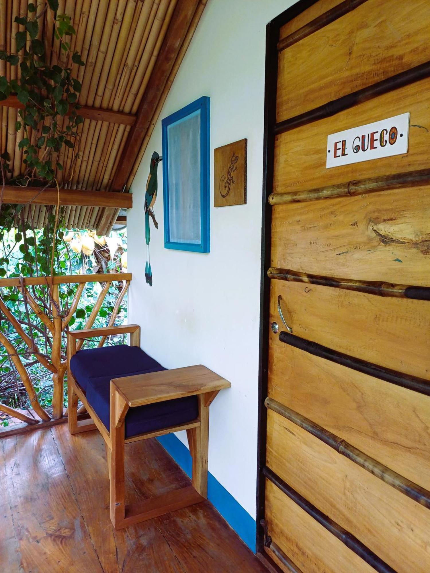 Hostel La Urraca Loca Balgue
