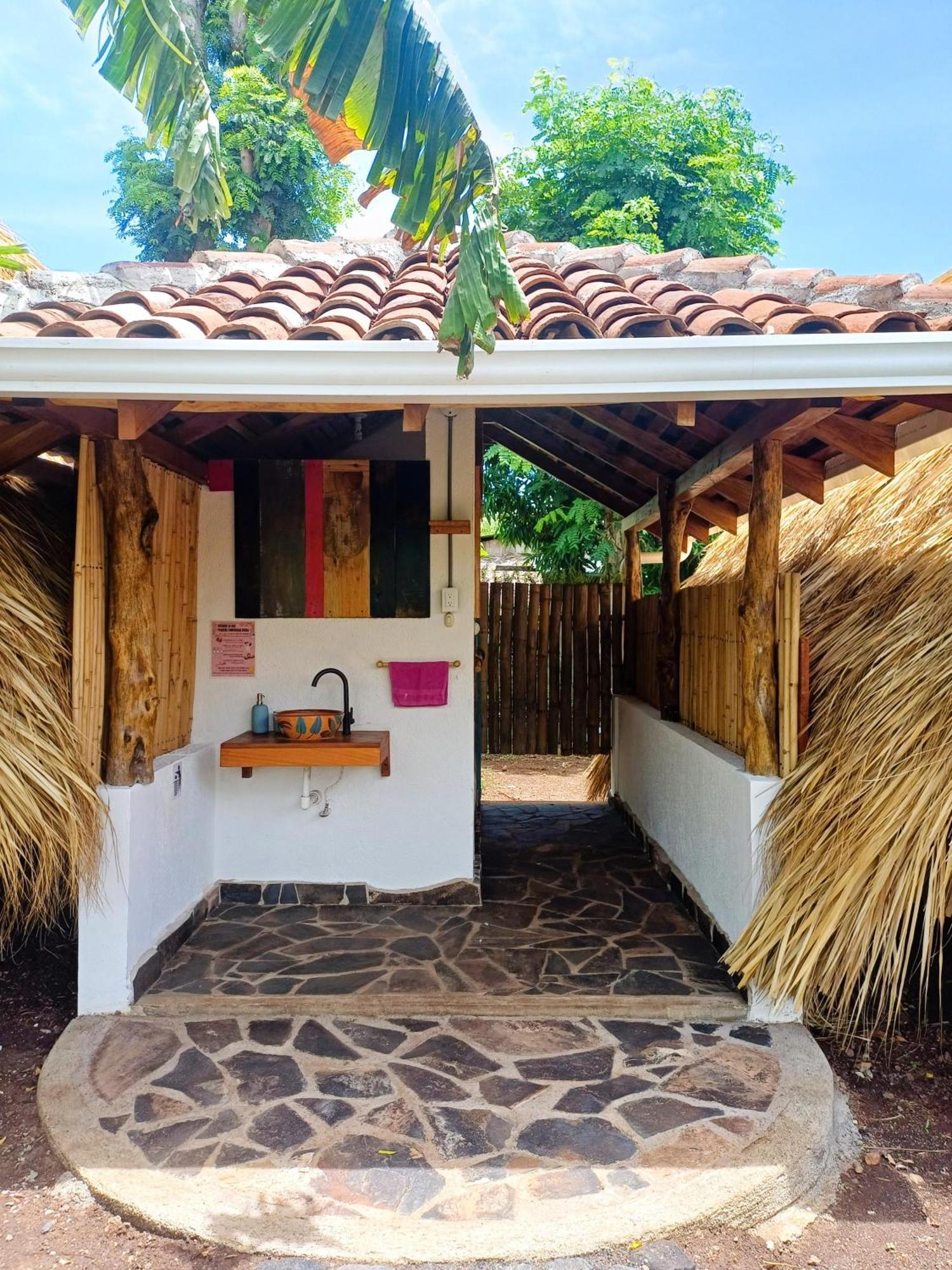 Hostel La Urraca Loca *